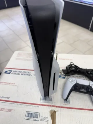 Consola PS5 Slim 1TB