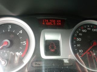 Piloto tras der renault 89035080 clio iii 518518