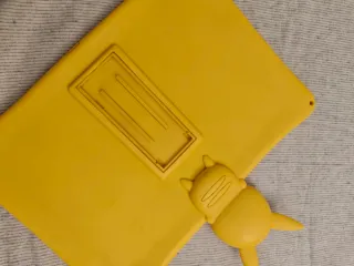 Funda iPad 9.7 Pikachu