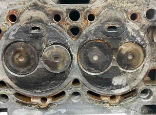 Peugeot 136608 9617177010 culata 106 1.5 diesel