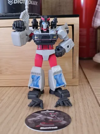 Bluestreak Transformers Galaxy 01