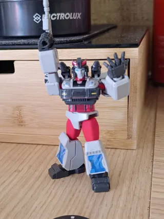 Bluestreak Transformers Galaxy 01