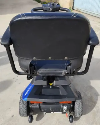 Moto Eléctrica Invacare Azul