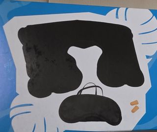 Kit de viaje: antifaz, almohada y tapones