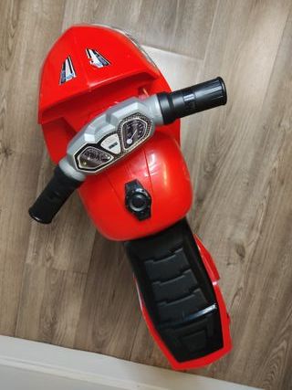 Moto Molto Infantil Roja