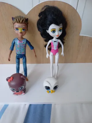 Muñecas Echantimals y mascotas