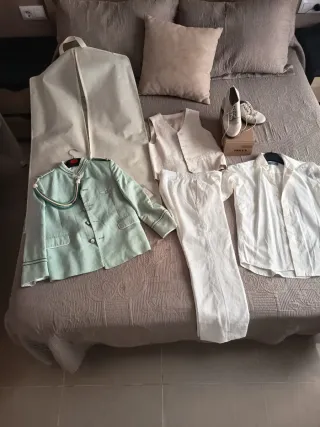 Traje comunión niño verde y blanco