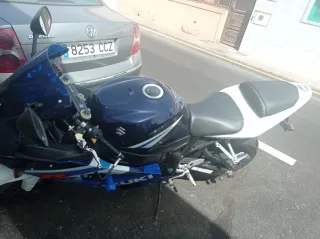 Suzuki GSX R600 K4 2004 SOLO VENTA EFECTIVO