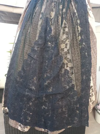 Delantal de fallera negro