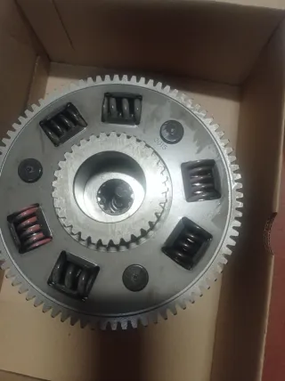 Kawasaki z900. Embrague. Ref. 130950598
