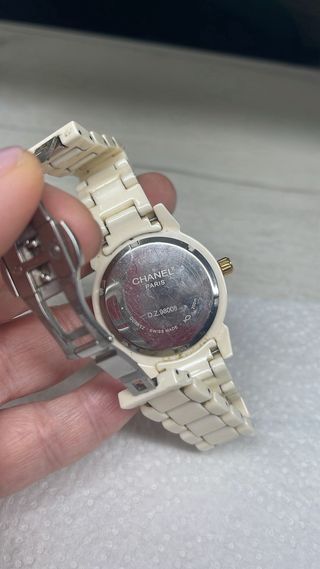 Reloj Chanel Blanco y Dorado