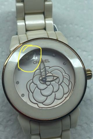 Reloj Chanel Blanco y Dorado