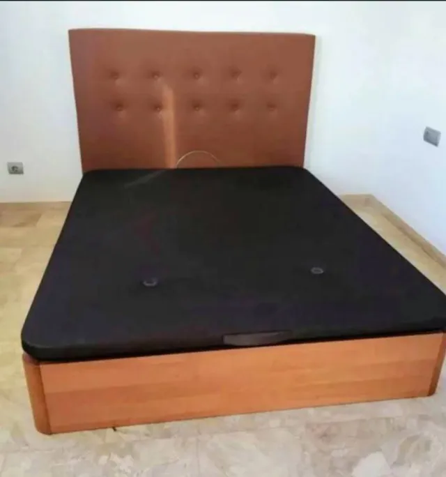 Canapes,colchónes,somieres,armarios,sofás,cabezals