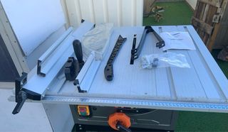 Sierra de mesa DOVOMAN