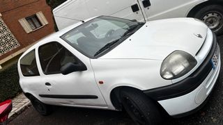 Renault Clio 1999