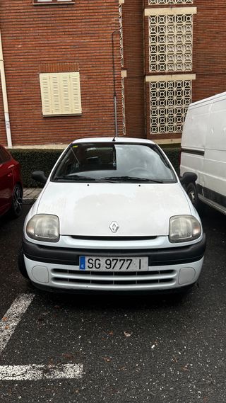 Renault Clio 1999