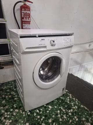 Lavadora Zanussi 6 Kilos