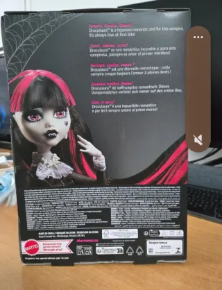 Monster High Draculaura Reel Drama Scatola
