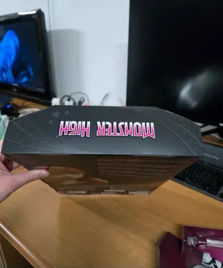 Monster High Draculaura Reel Drama Scatola