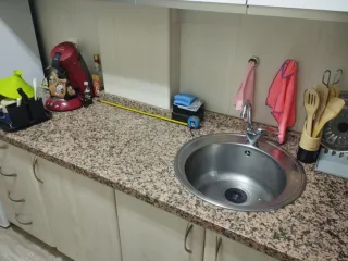 Bajo de cocina con encimera de mármol+ mueble alto