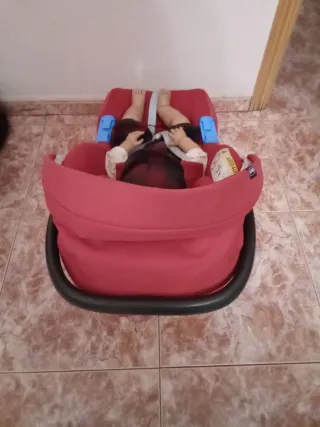 Silla de coche Chicco roja