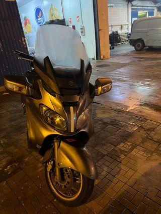 Suzuki Burgman 650cc Exclusive