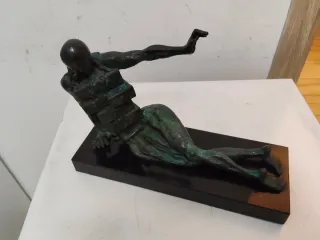 Scultura "Le cabinet anthropomorphique" S. Dalì