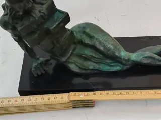 Scultura "Le cabinet anthropomorphique" S. Dalì