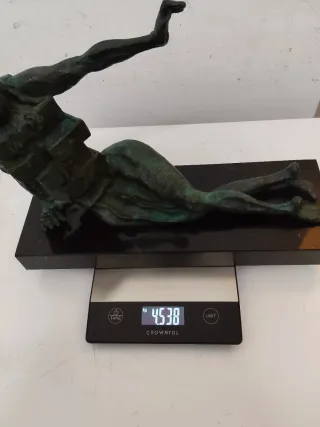 Scultura "Le cabinet anthropomorphique" S. Dalì