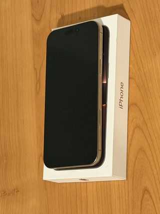 iPhone 16 Pro Max Dorado 256GB