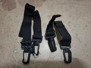 Enganches con velcro y mosquetón