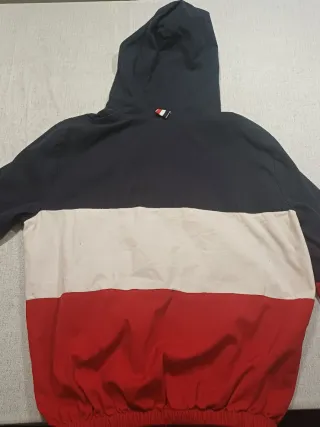 Chaqueta con capucha tricolor