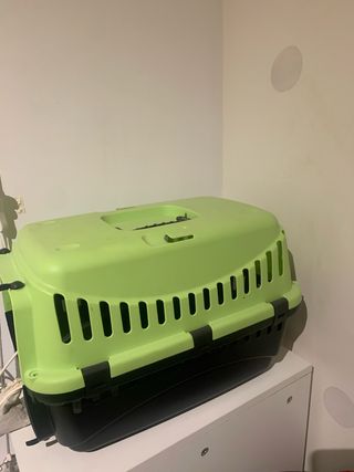 Transportín para mascotas en buen estado