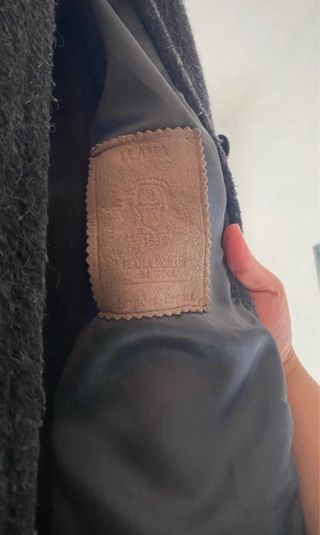 Abrigo de lana de oveja gris