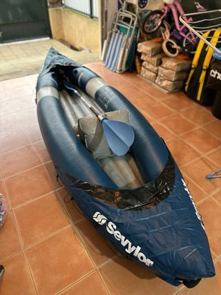Piragua Sevylor en perfecto estado