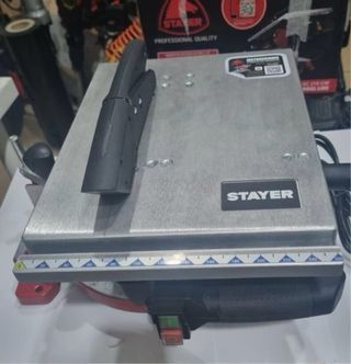 Ingletadora con mesa, 210mm de disco