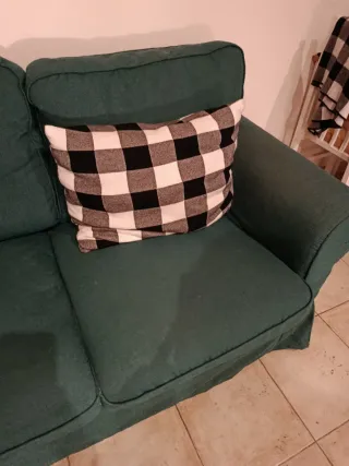 Sofá de 3 plazas verde