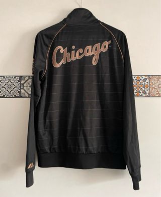 Chaqueta Majestic Athletic Marrón