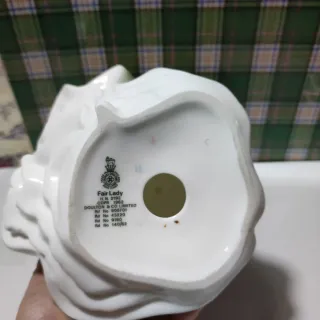 🇬🇧 Royal Doulton Fair Lady HN2193