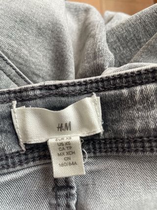 Pantalones vaqueros grises mujer