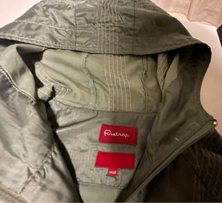 Chubasquero Firetrap verde bordado