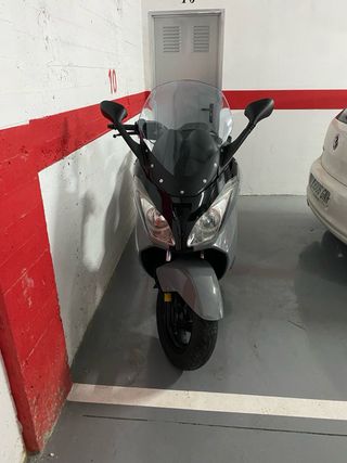 Aprilia Arrecife 125 Maxiscooter Gris