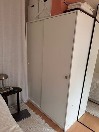 Armario IKEA Kleppstad Blanco.