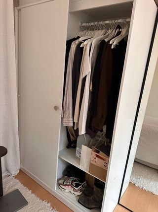 Armario IKEA Kleppstad Blanco.