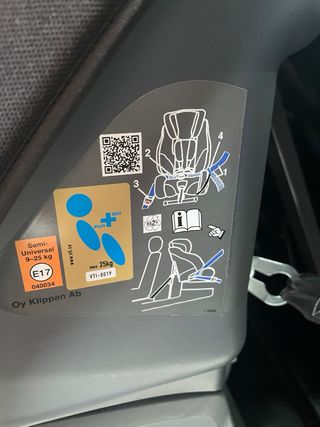 Silla Klippan Century Negra