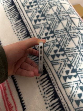 iPhone SE 2016  128gb 100% battery