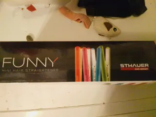 Piastra per capelli Funny unisex nuova