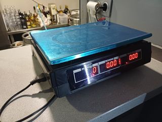 Báscula o peso de sobremesa seminueva