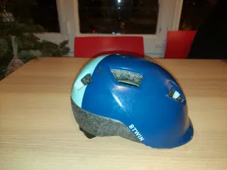 Casco infantil Decathlon azul/turquesa Talla XS