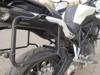 Benelli TRK 502 asfáltica